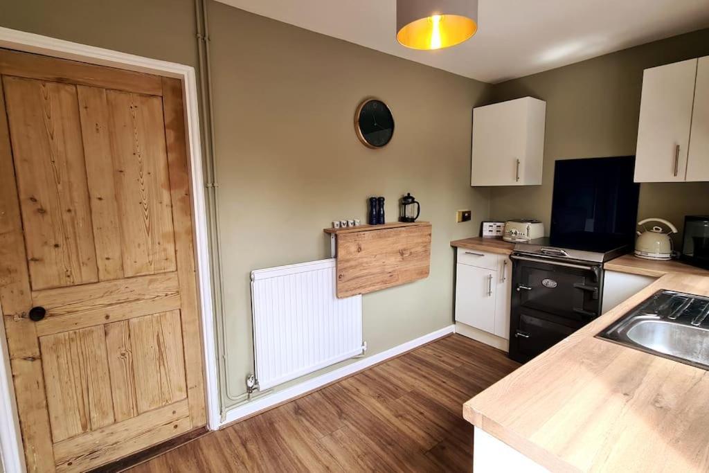Gorgeous Two Bedroom House In Ely Luaran gambar